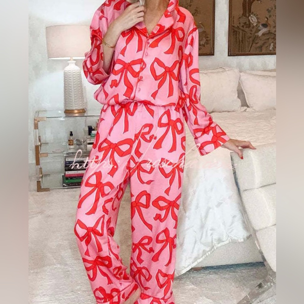 🔴NEW Bow PJ set (XL fits like a M)